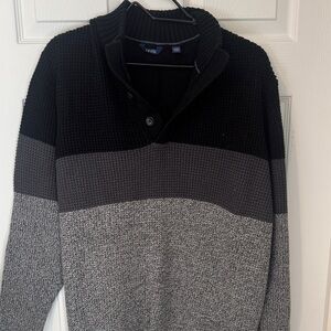 IZOD Black and Gray Men's Sweater